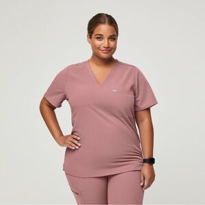 Figs Catarina one-pocket scrub top in Mineral Mauve size XS
